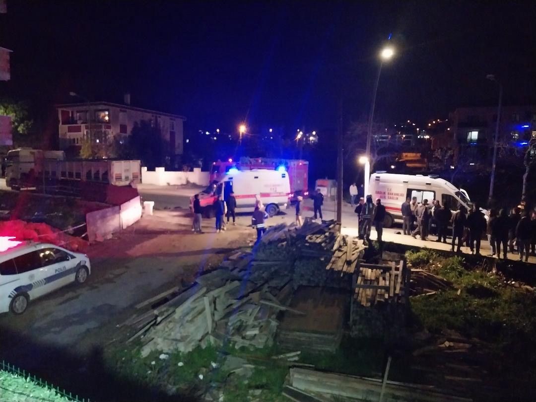 Yürek Yakan Kaza 17 Yaşında Iki Genç Öldü (4)