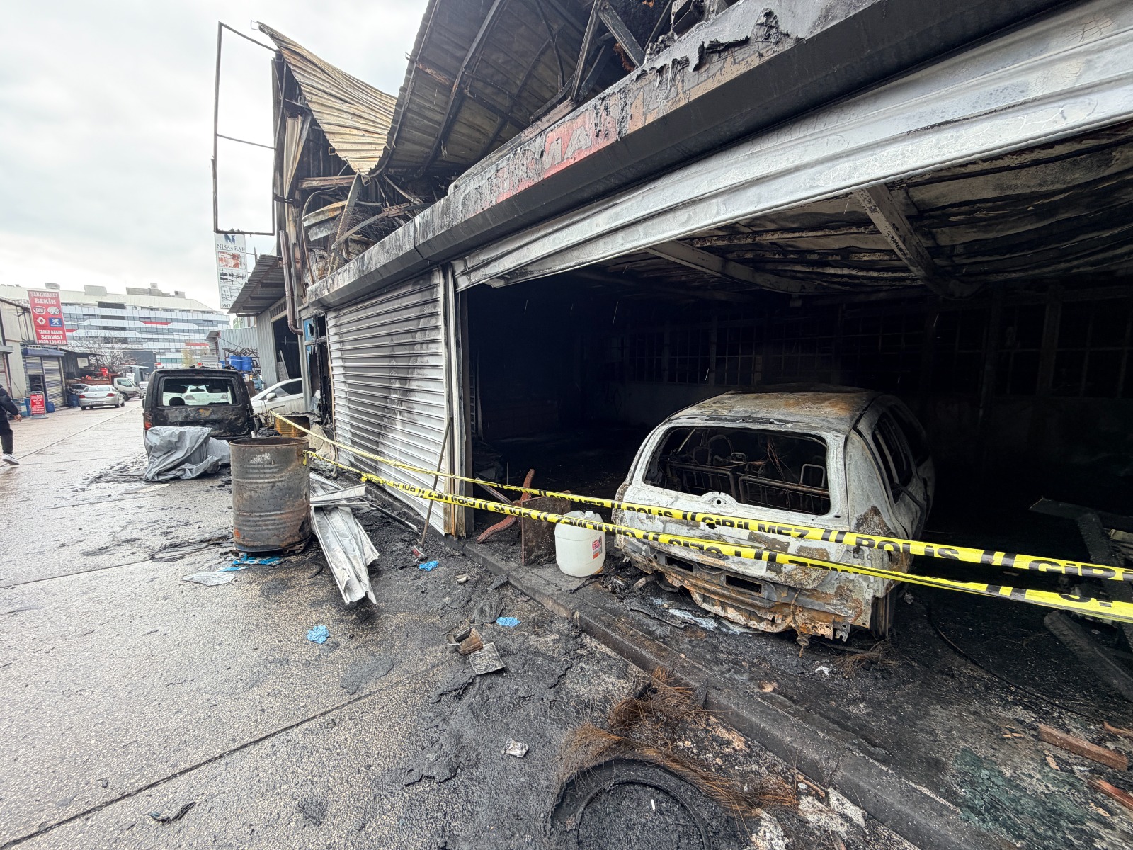 Ziyaret Için Gelmişti, Patlamanın Ortasında Kaldı Patlama Anı Saniye Saniye Görüntülendi (5)