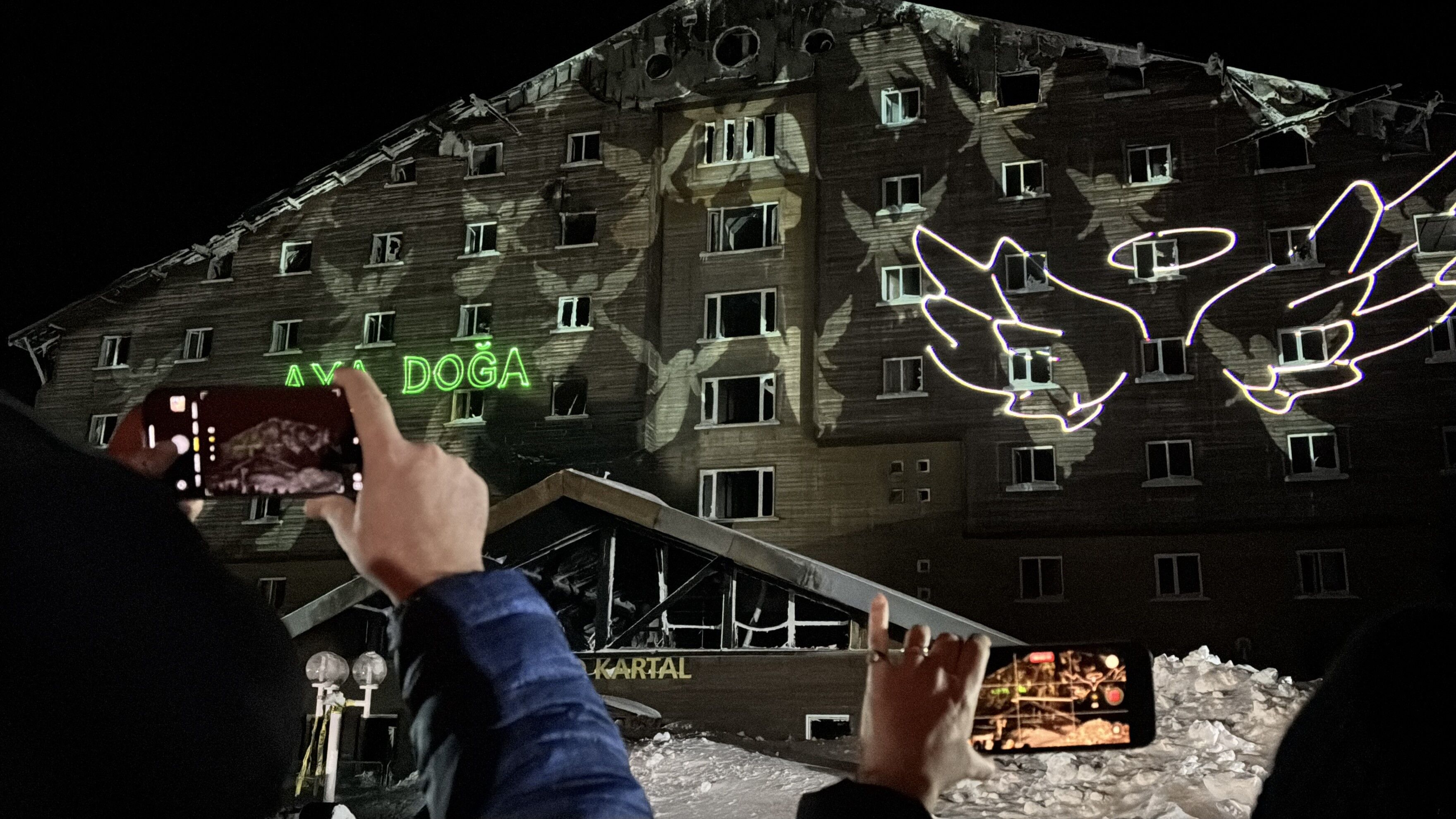 03.17’De Zaman Bir Kez Daha Durdu! Grand Kartal’daki Yangın Faciasında Kaybedilen 78 Can Anıldı (14)