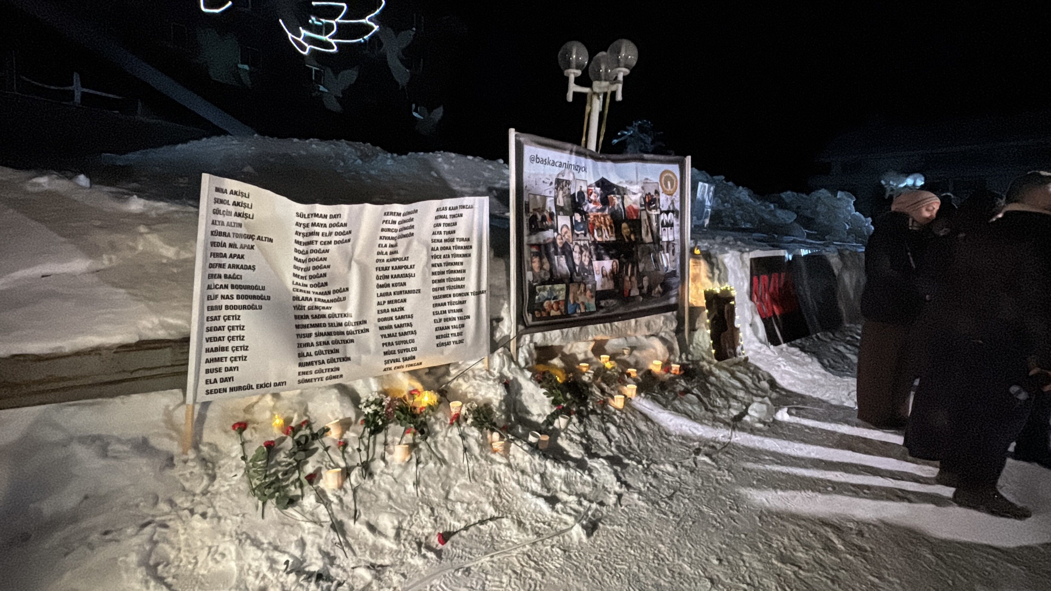 03.17’De Zaman Bir Kez Daha Durdu! Grand Kartal’daki Yangın Faciasında Kaybedilen 78 Can Anıldı (19)