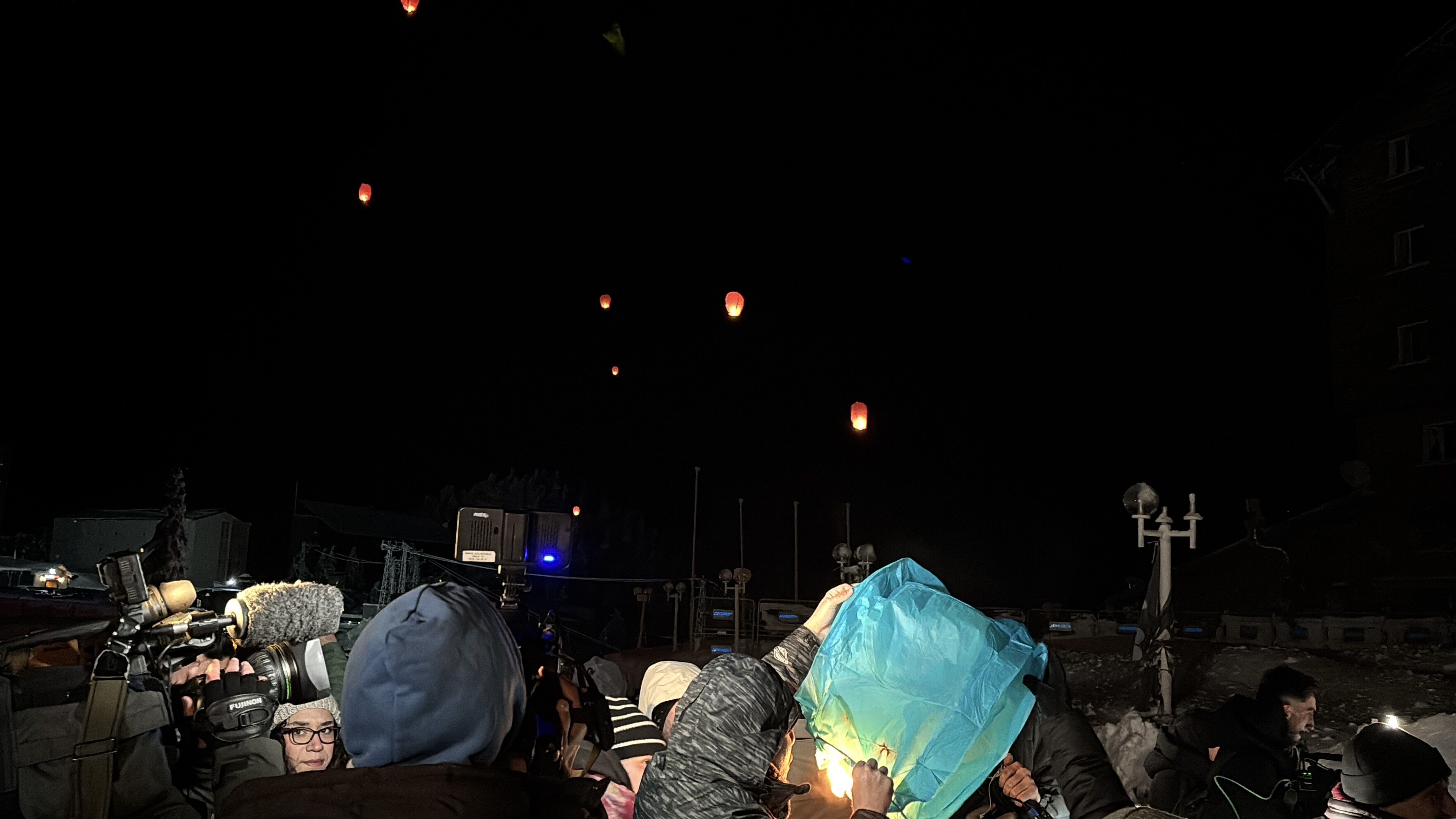 03.17’De Zaman Bir Kez Daha Durdu! Grand Kartal’daki Yangın Faciasında Kaybedilen 78 Can Anıldı (7)