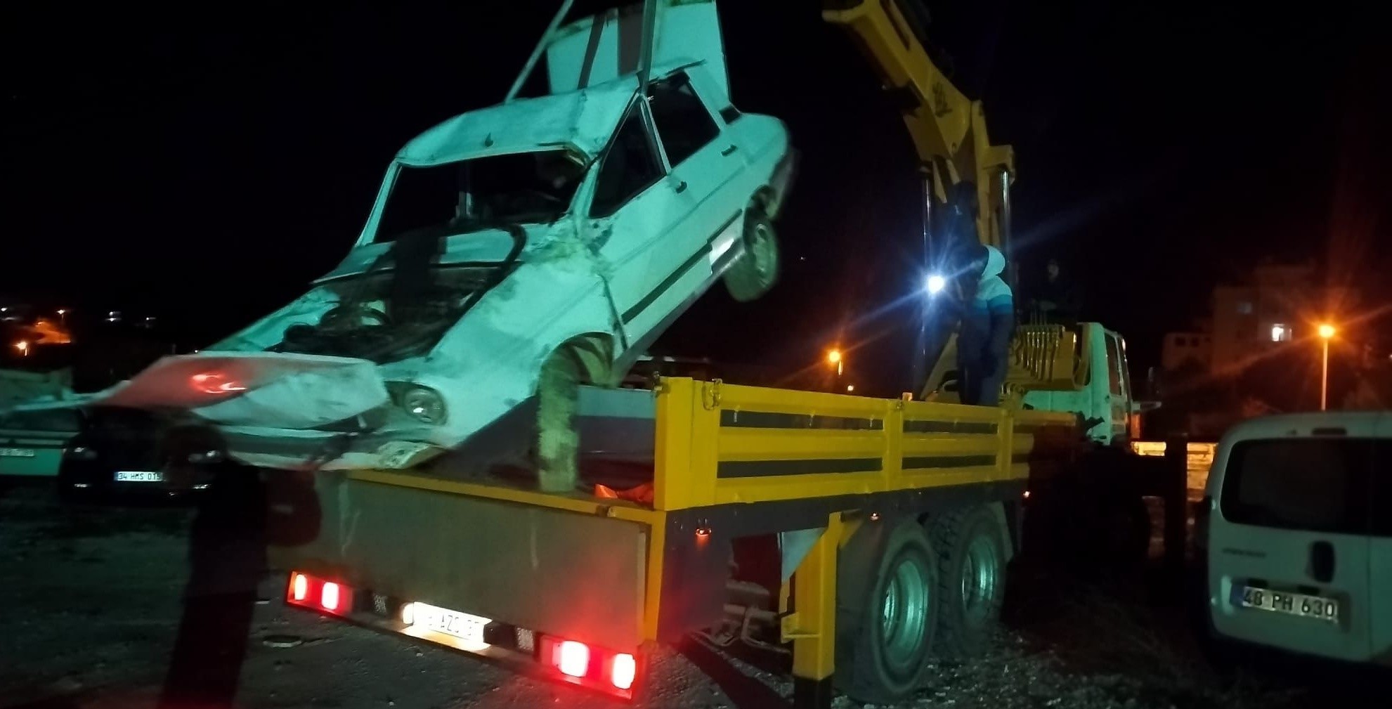 15 Metreden Şarampole Yuvarlanan Araçta Acı Son! Bir Kişi Hayatını Kaybetti (2)