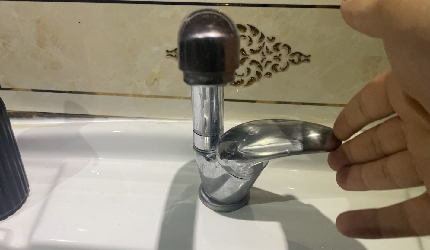 25 Gunluk Susuzluk Tepki Cekti Belediye Su Verildi Dedi Evlerde Hala Su Yok (2)