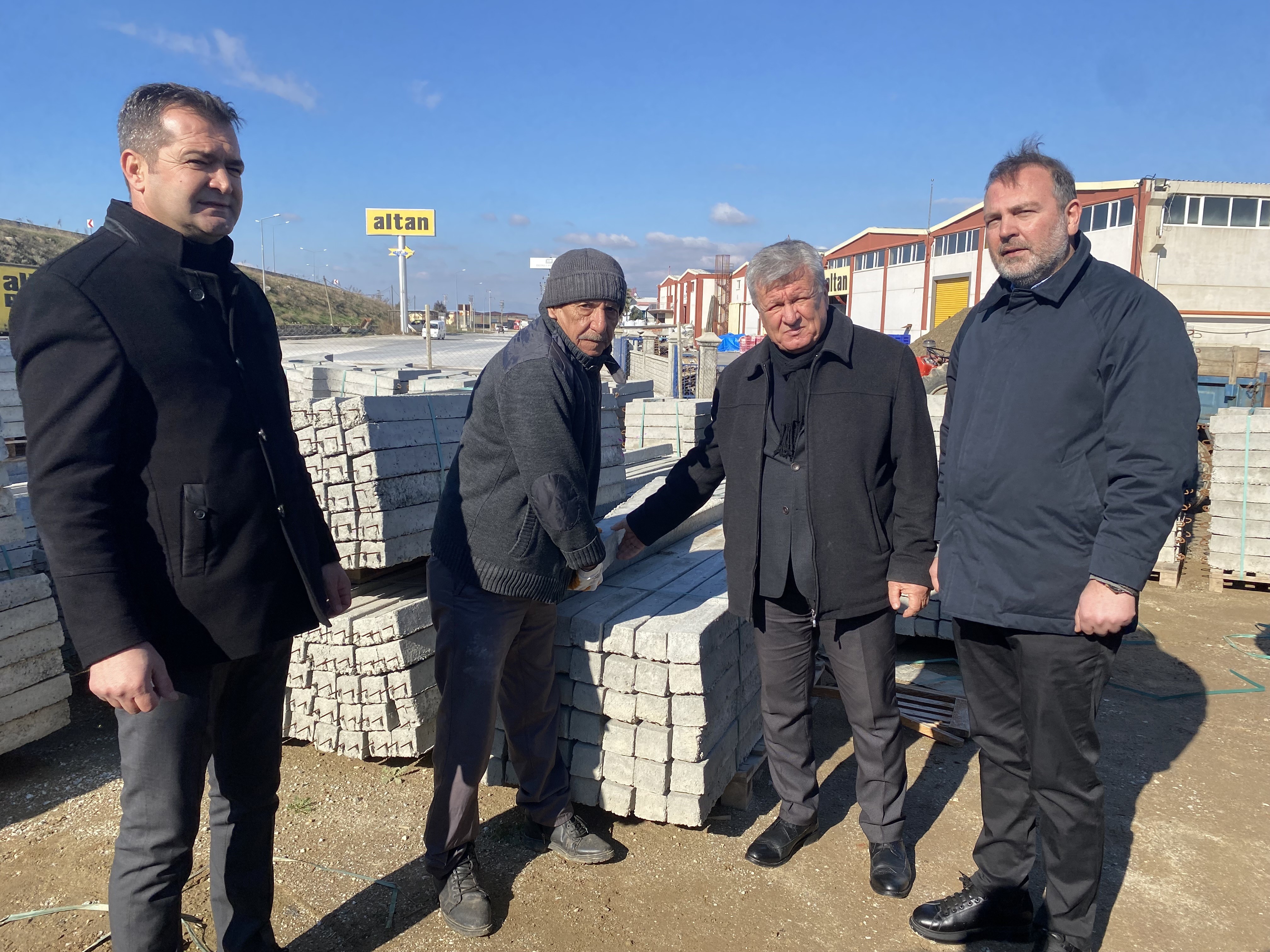 3 Bin 500 Bağ Direği Dağıtıldı (1)