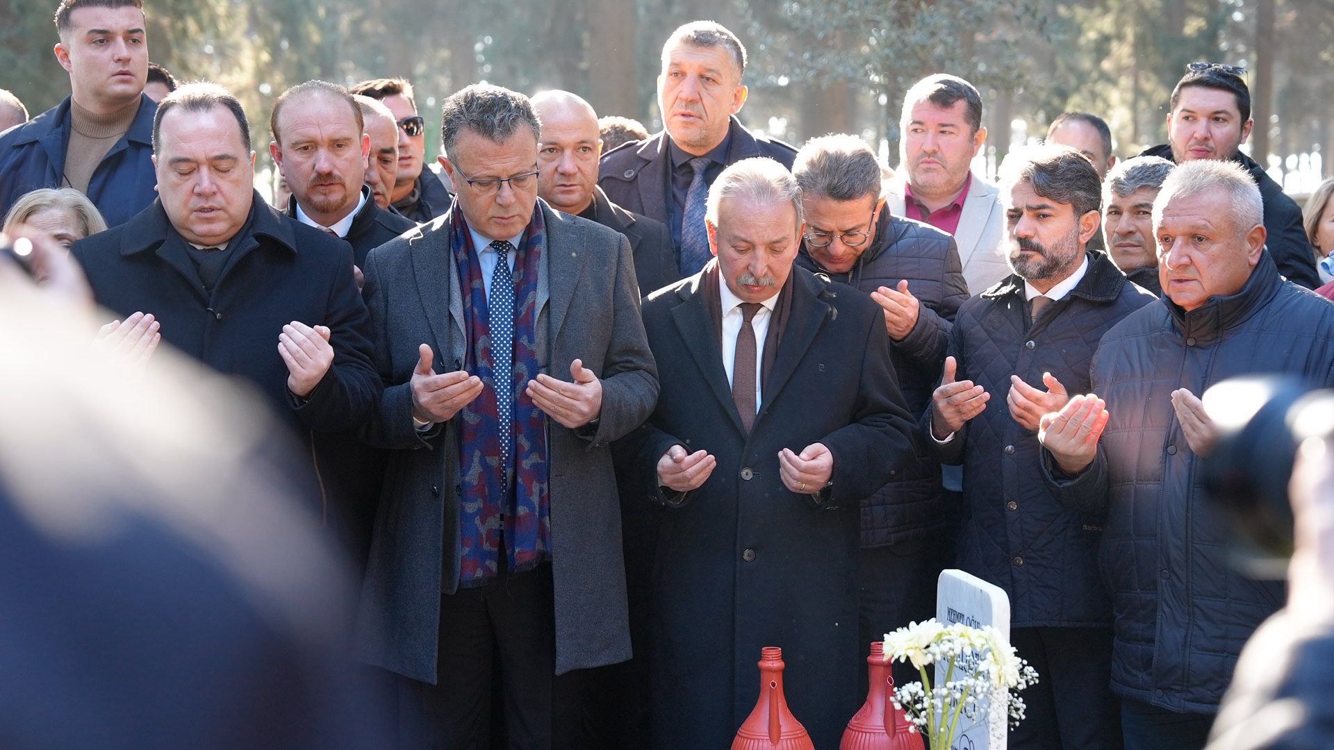 605797997 26143114428625647 2009869841930385370 N