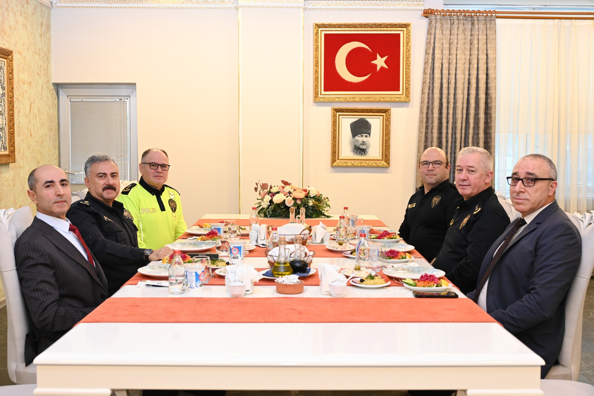 622467424 1334347342066364 9068363154901579841 N