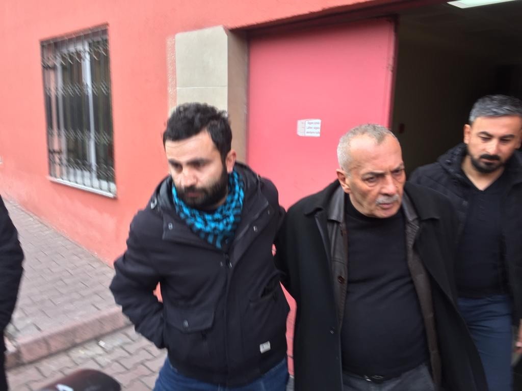 Adliye Önündeki Cinayet Davasında Şok Sözler “Bizim Ortamda Küfrün Bedeli Olur” (2)