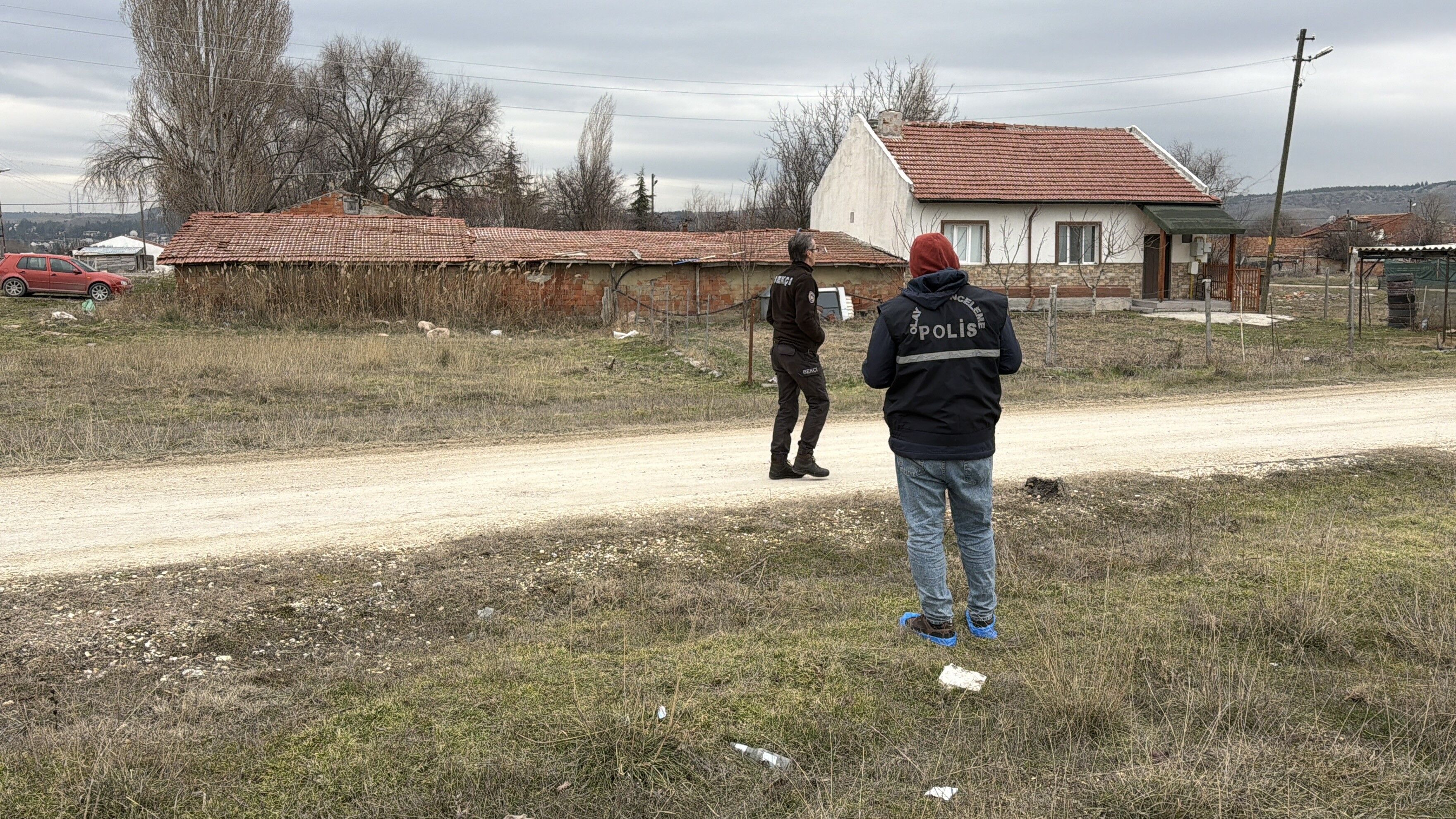 Alkol Aldı, Rahatsızlandı! Arkadaşları Tarafından Eve Bırakılan Genç Sabah Ölü Bulundu (3)