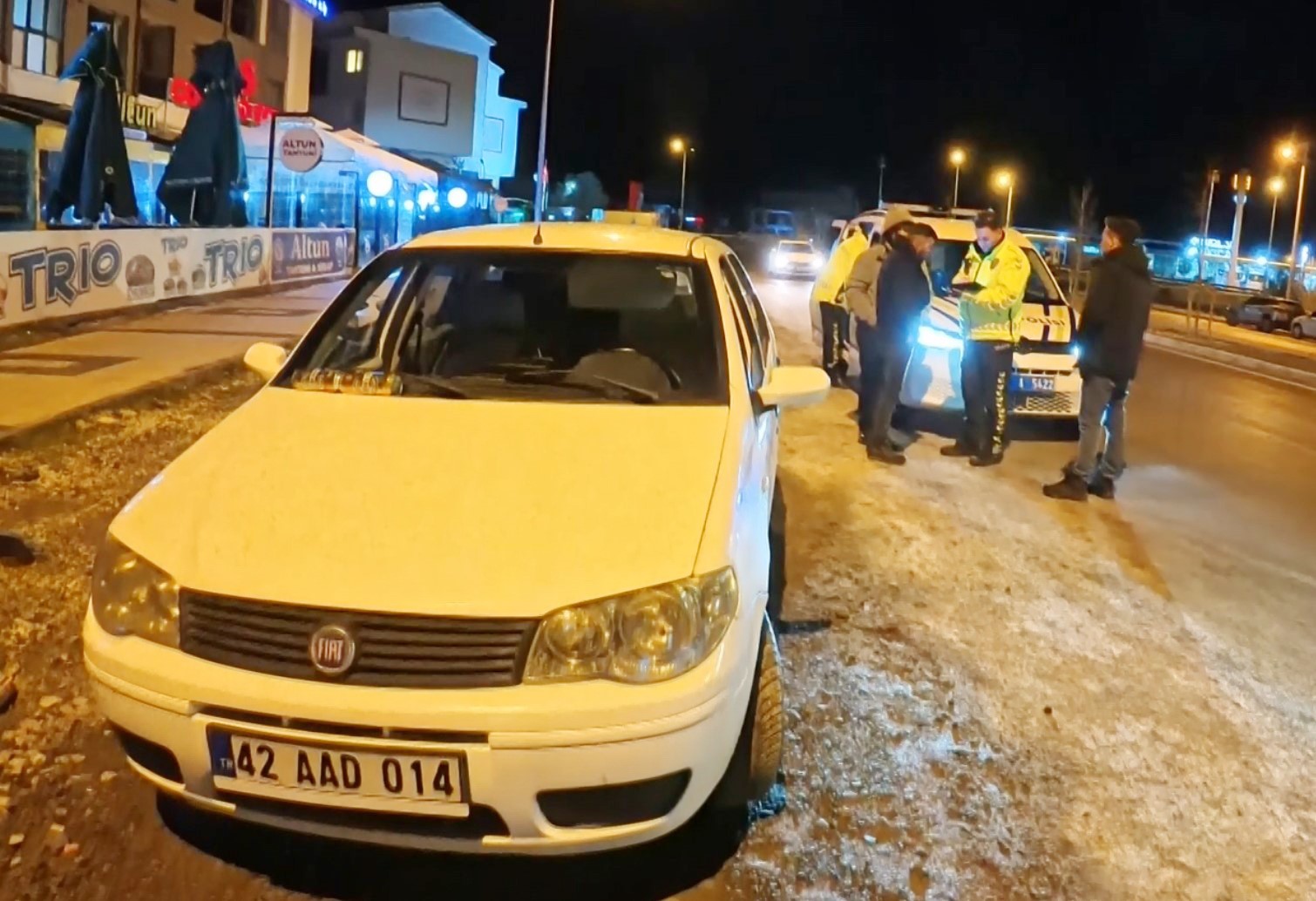 Alkollü Yakalandı, “Vallahi 10 Numara Içtim” Diyerek Içmeye Devam Etti (7)