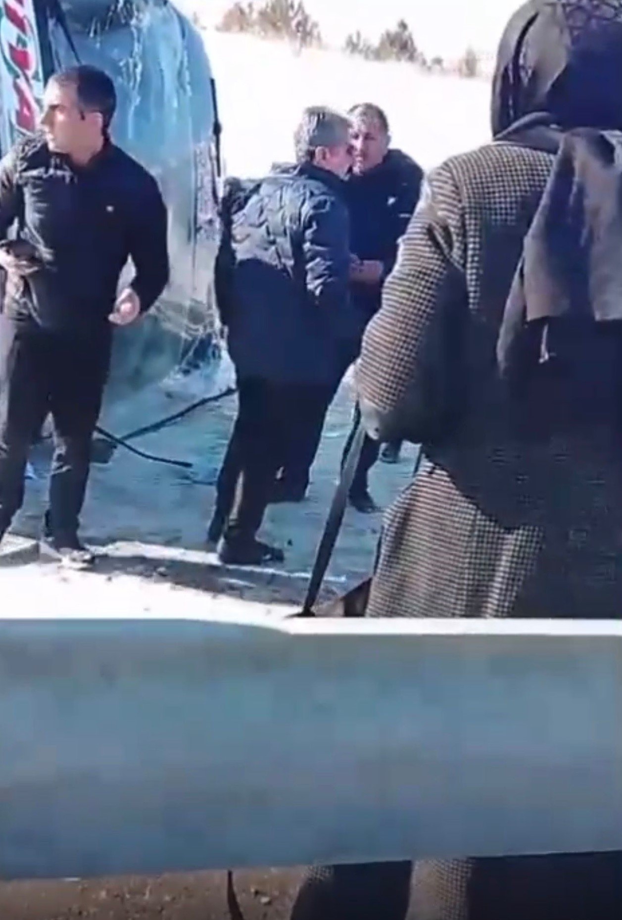 Anma Yolunda Korkutan Kaza! Yolcu Otobüsü Devrildi, 17 Yaralı (4)