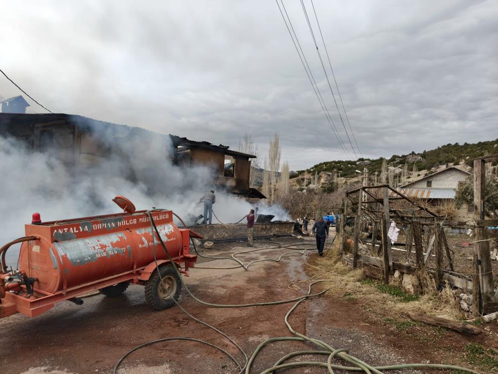 Antalya Yangın (1)-1