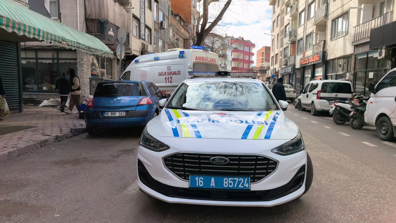 Arkadaşları Kapıyı Açtı, Acı Manzarayla Karşılaştı! 38 Yaşındaki Adam Ölü Bulundu (5)