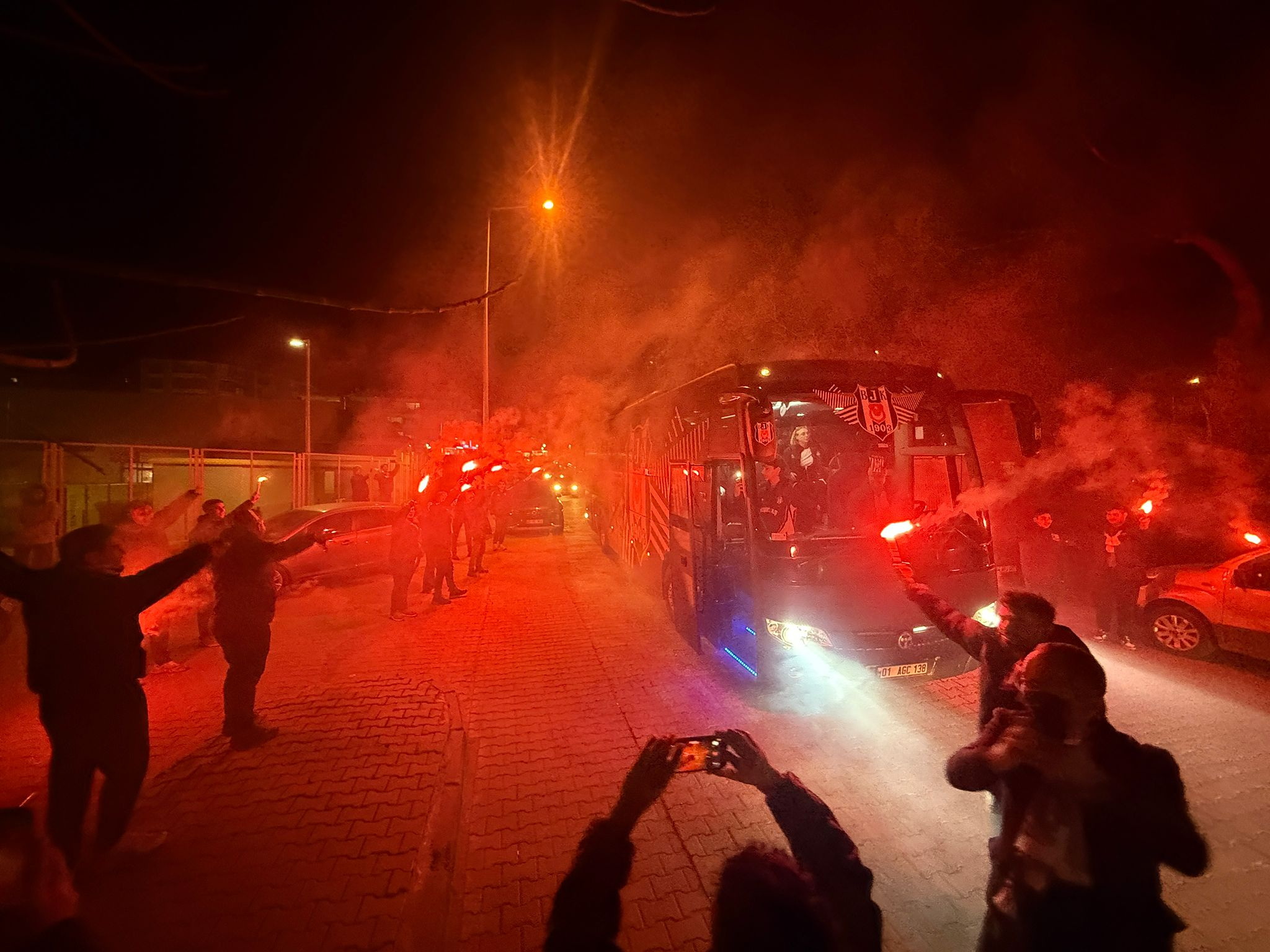 B E Ş İ K T A Ş10