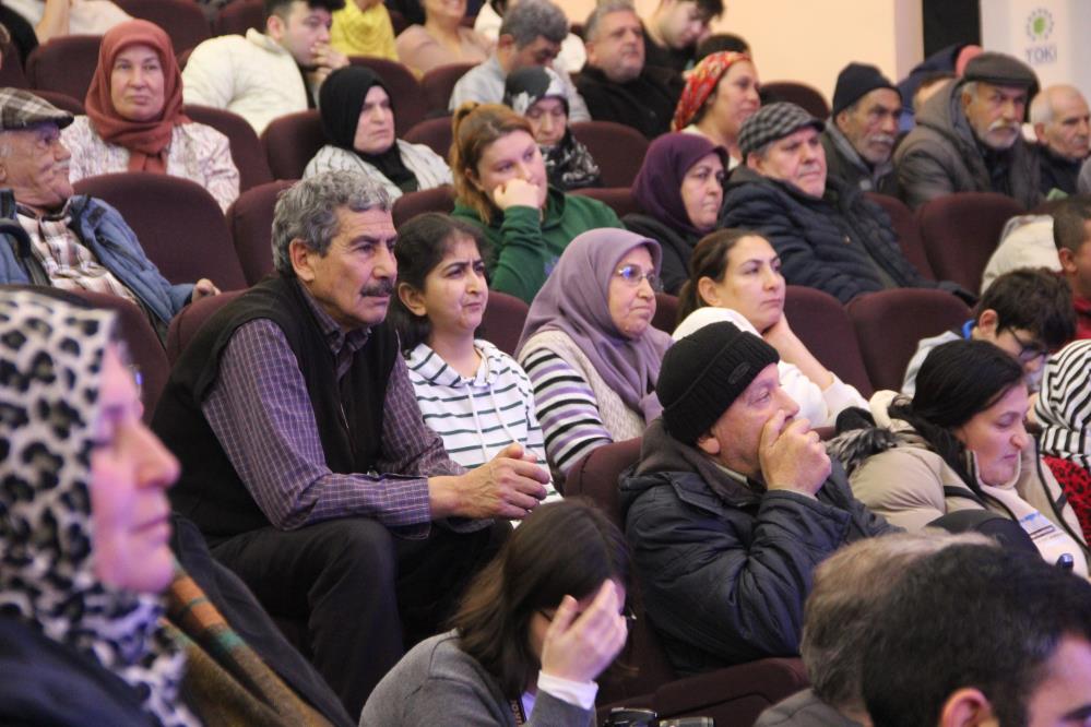 Bakan Bayraktar Manisada Kura Torenine Katildi (4)