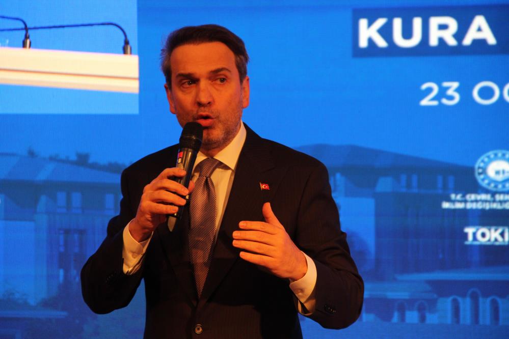 Bakan Bayraktar Manisada Kura Torenine Katildi (5)