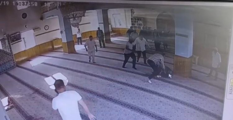 “Bana Cani Diyorlar” Diyen Sanık, Cezaevindeki Kardeşini Işaret Etti (3)