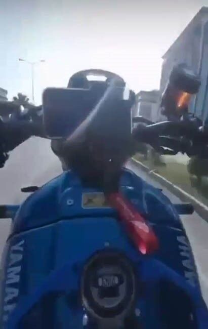 Begeni Toplamak Isterken Polise Yakalandi Akrobatik Hareketlerin Bedeli Agir Oldu-1