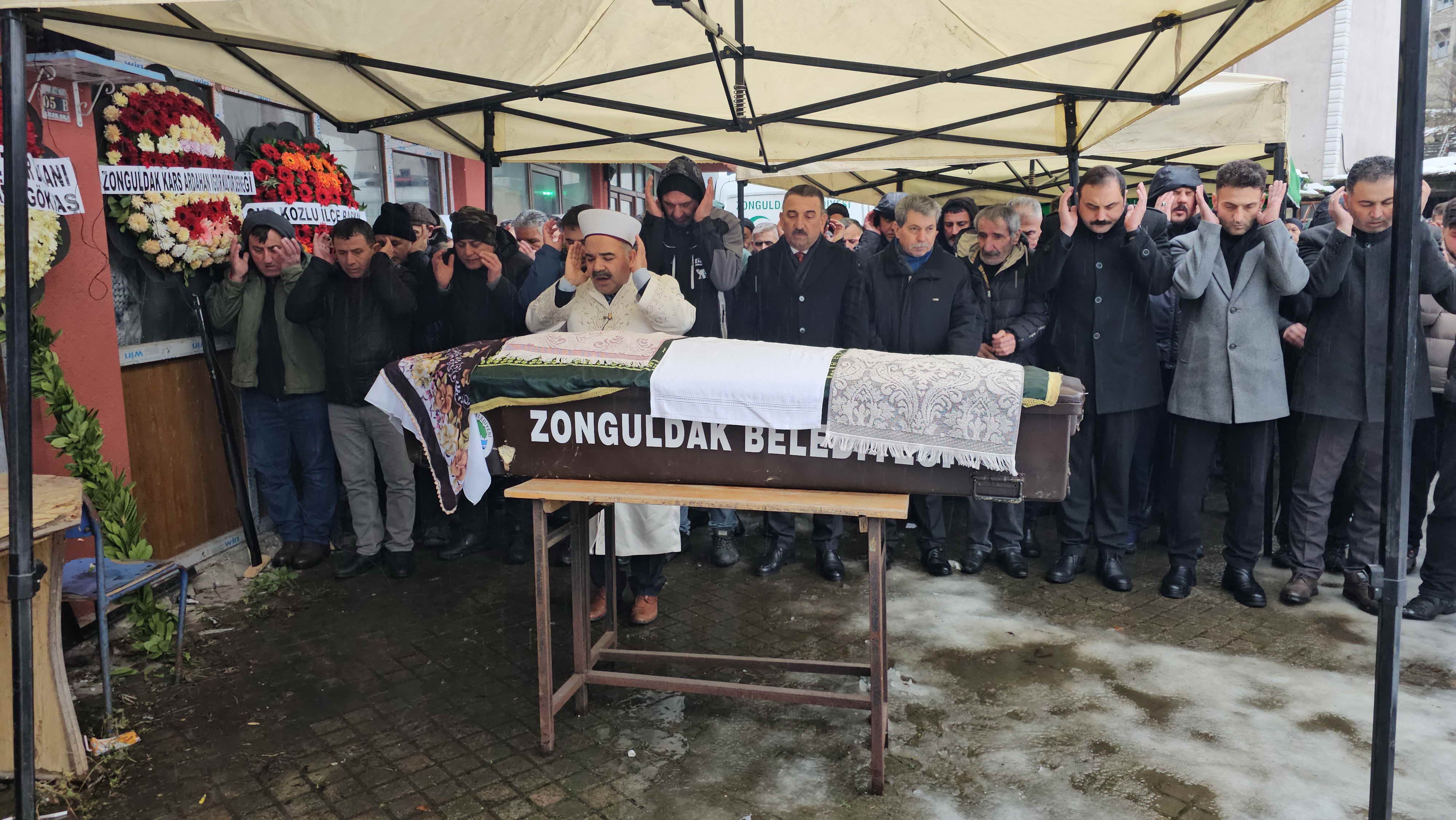 Bir Aileyi Yikan Kader Once Anne Sonra Kizi Ayni Sekilde Hayatini Kaybetti (6)