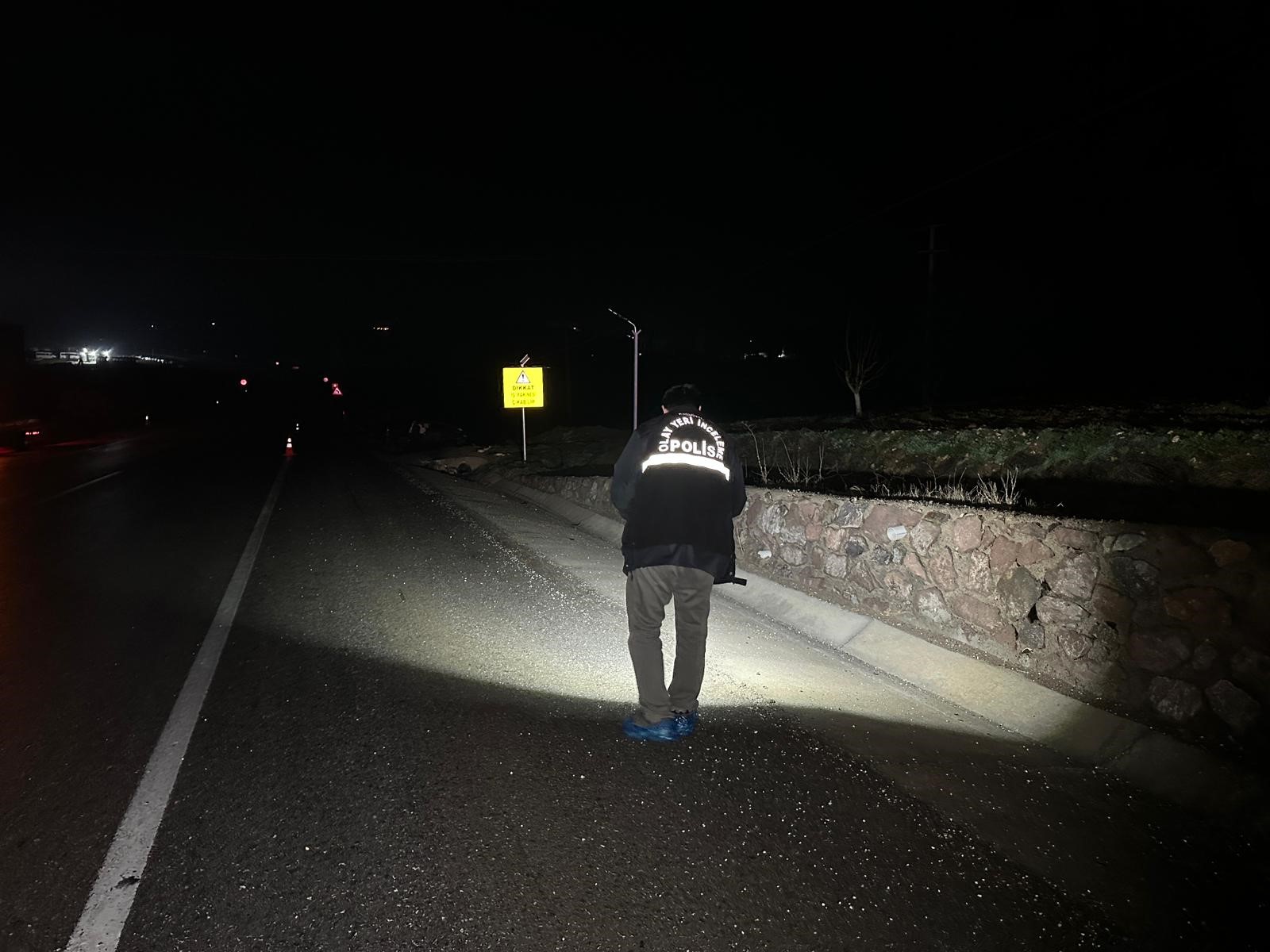 Bir Anlık Hata, Geri Dönüşü Olmayan Son! Şarampole Uçan Araçta 1 Kişi Öldü (8)