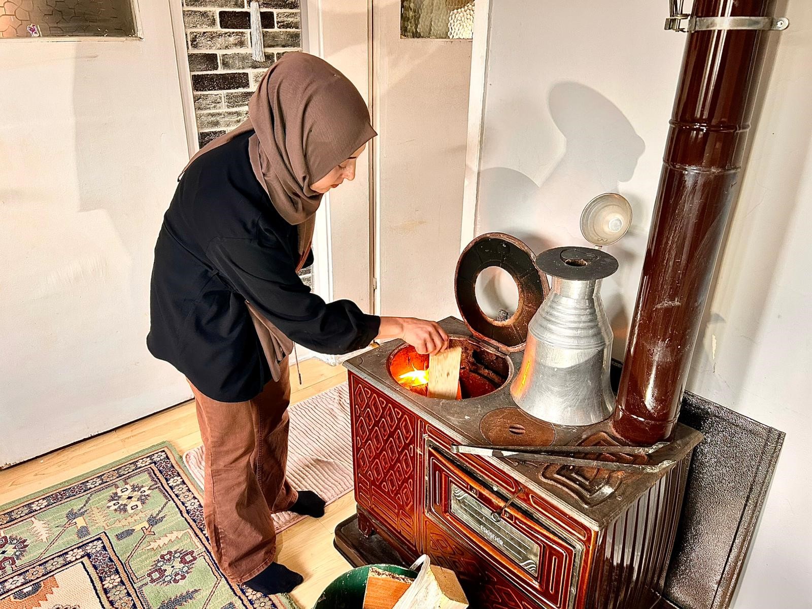 Boşandı, Çocukların Velayetini Verdi, Nafaka Yüküyle Karşı Karşıya Kaldı (4)