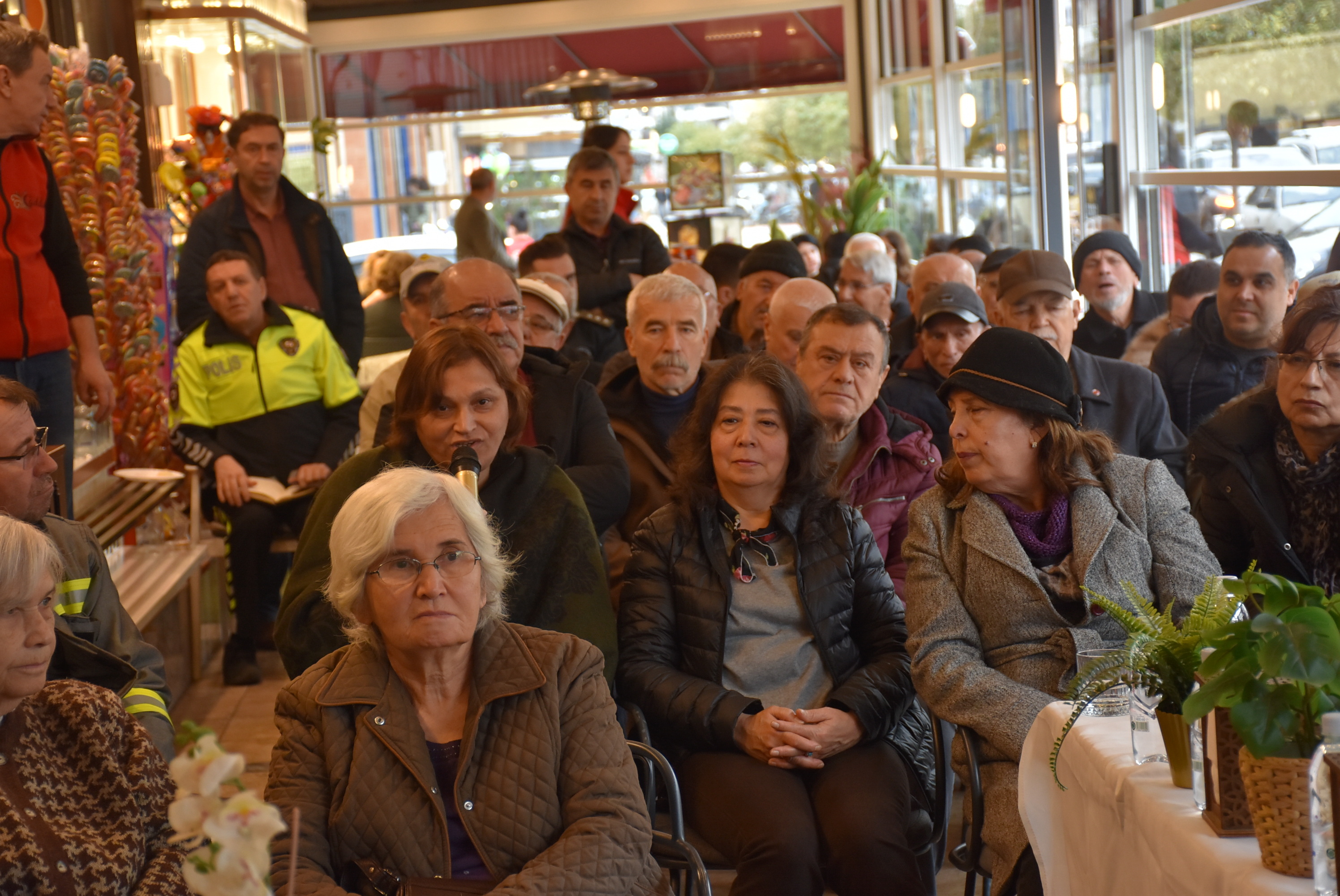 C U M H U R İ Y E T2