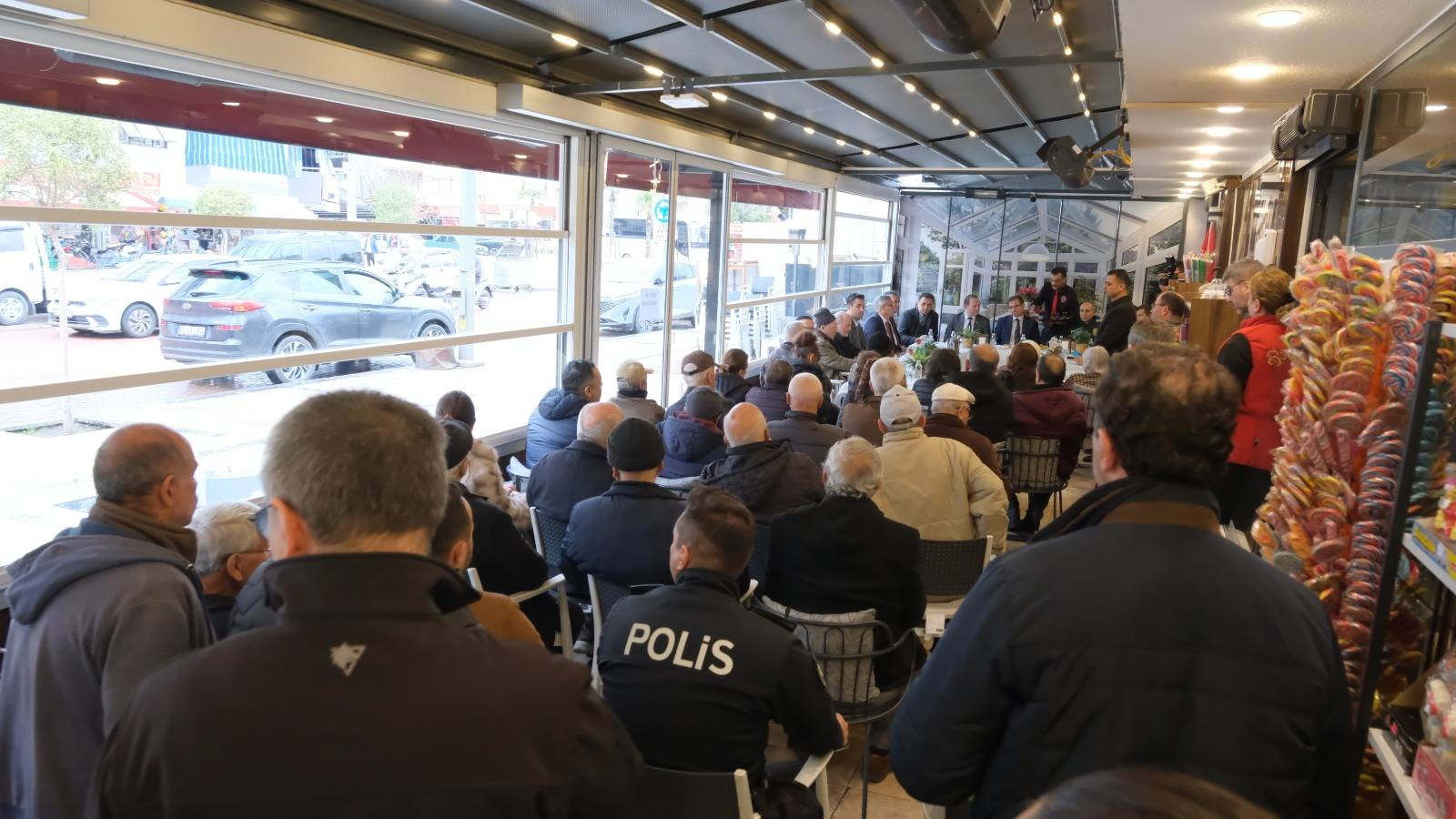 C U M H U R İ Y E T3