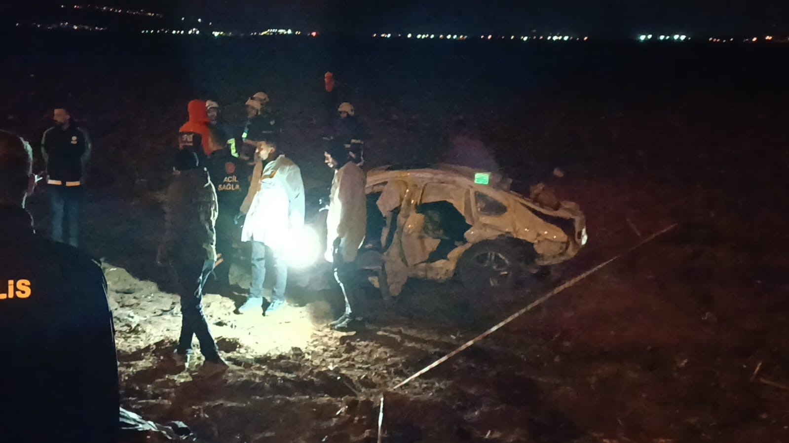 Çarpışan Araçlar Şarampole Uçtu! Korkunç Kazada 3 Ölü, 3 Yaralı (5)