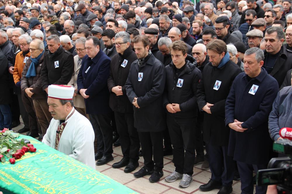 Chp Genel Baskani Ozel Manisadaki Cenaze Namazinda Saf Tuttu (3)