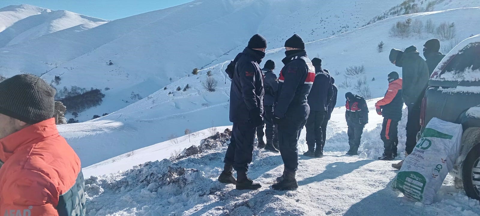 Çığ Altında Kalan 2 Çoban Ölü Bulundu! Kayıp Çoban Için Arama Çalışmaları Devam Ediyor (5)