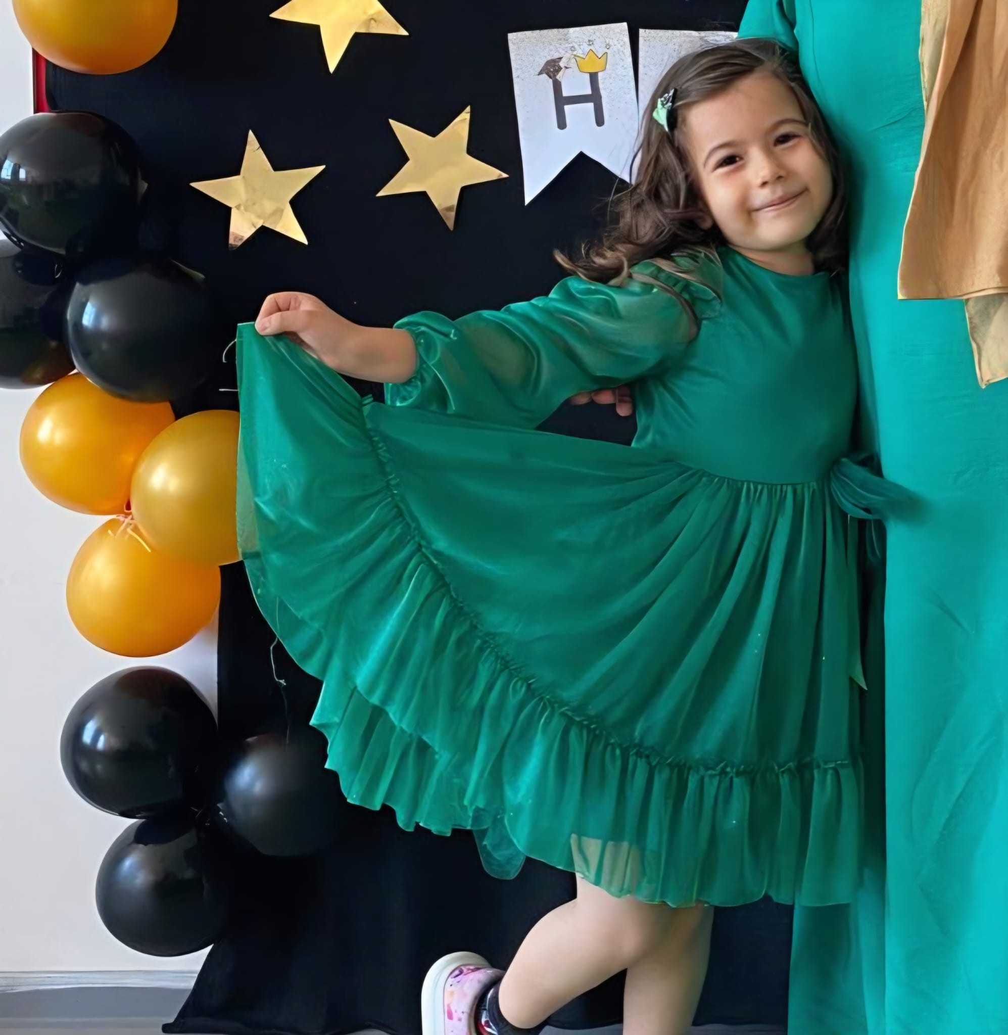 Cinnet Getiren Baba Dehşet Saçtı Anne Ve Küçük Kızı Bıçaklayarak Öldürdü (3)