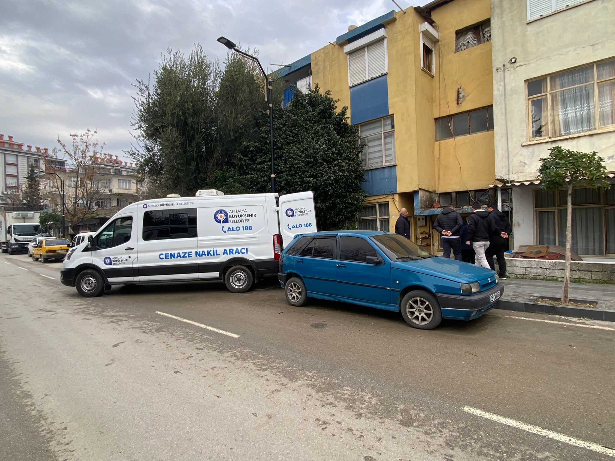 Cinnet Getiren Baba Dehşet Saçtı Anne Ve Küçük Kızı Bıçaklayarak Öldürdü (4)