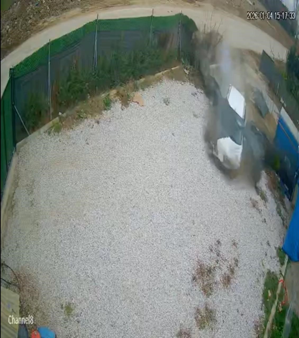 Çitleri Aşıp Bahçeye Girdi Güvenlik Kamerası Ölümden Dönüşü Kaydetti (4)