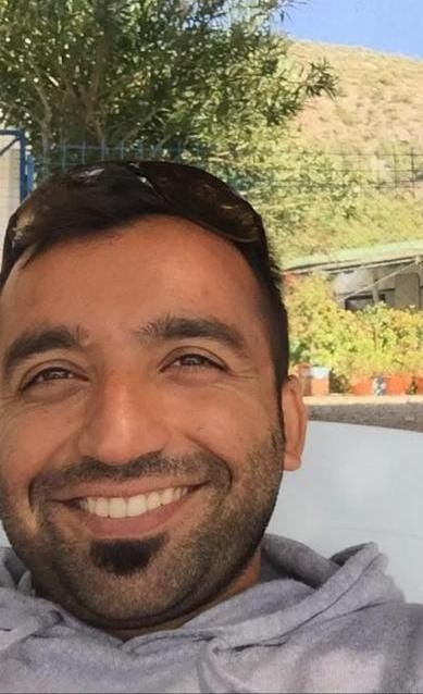 Direksiyon Hakimiyetini Kaybetti, Kamyon Uçtu Yolcu Hayatını Kaybetti (2)