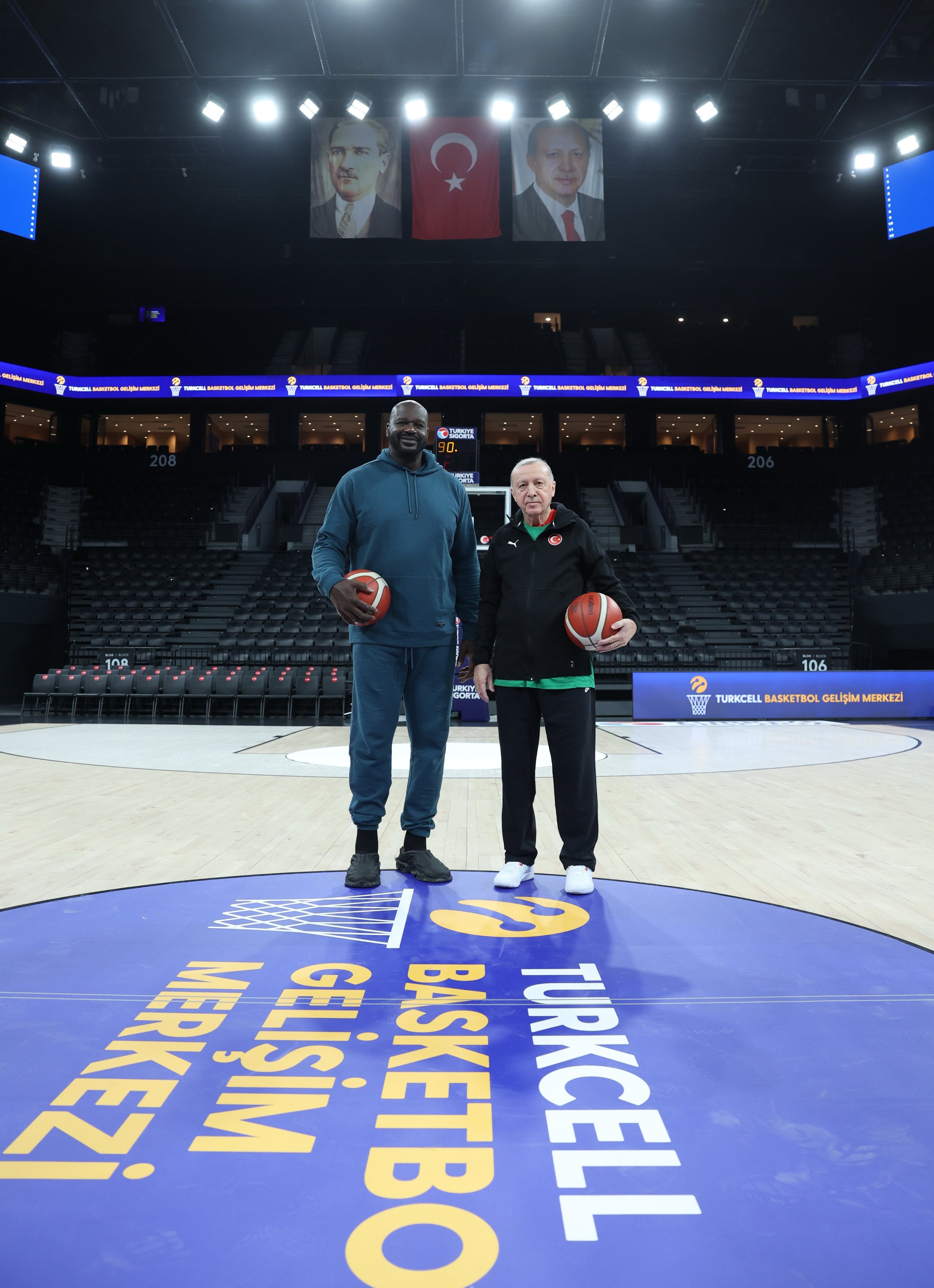 Dünyaca Ünlü Basketbol Yıldızı Shaquille O’neal’dan Erdoğan’a Ziyaret (2)