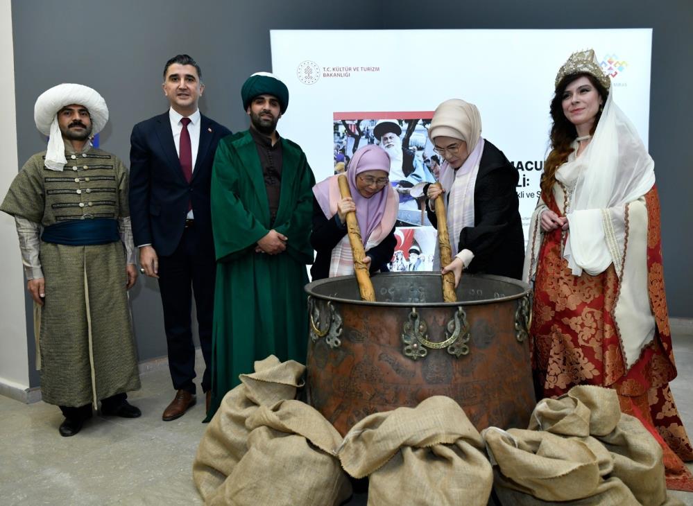 Emine Erdogan Ve Dr Wan Azizahtan Manisanin Unesco Mirasina Ozel Ilgi (3)