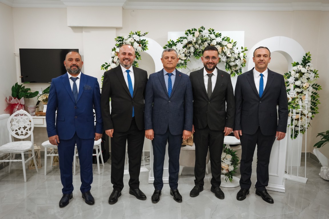 Emre Demir (4) (Orta)