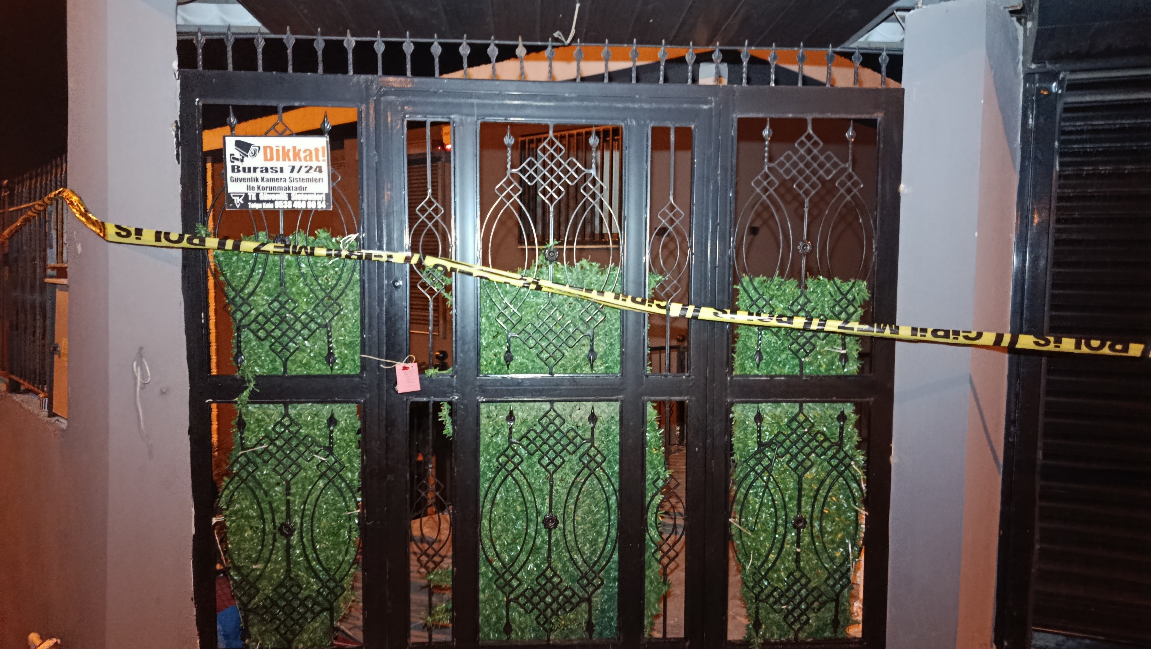 Eş Tartışması Katliamla Bitti Baba, Çocuklarını Vurup Canına Kıydı (2)