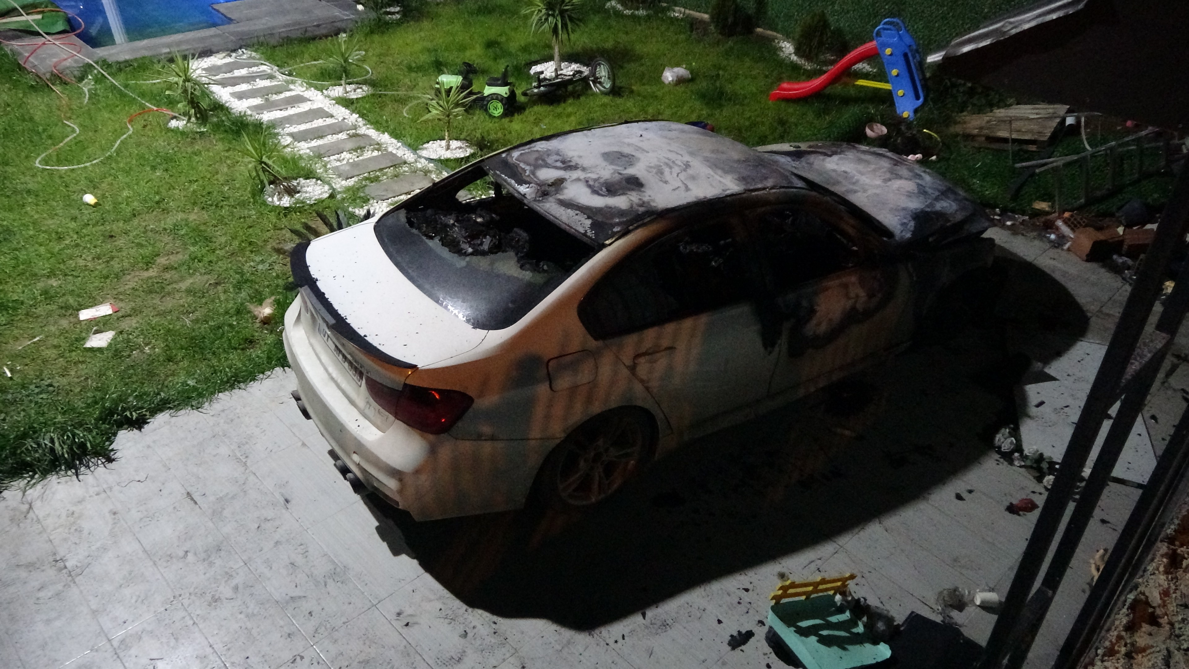 Eş Tartışması Katliamla Bitti Baba, Çocuklarını Vurup Canına Kıydı (3)