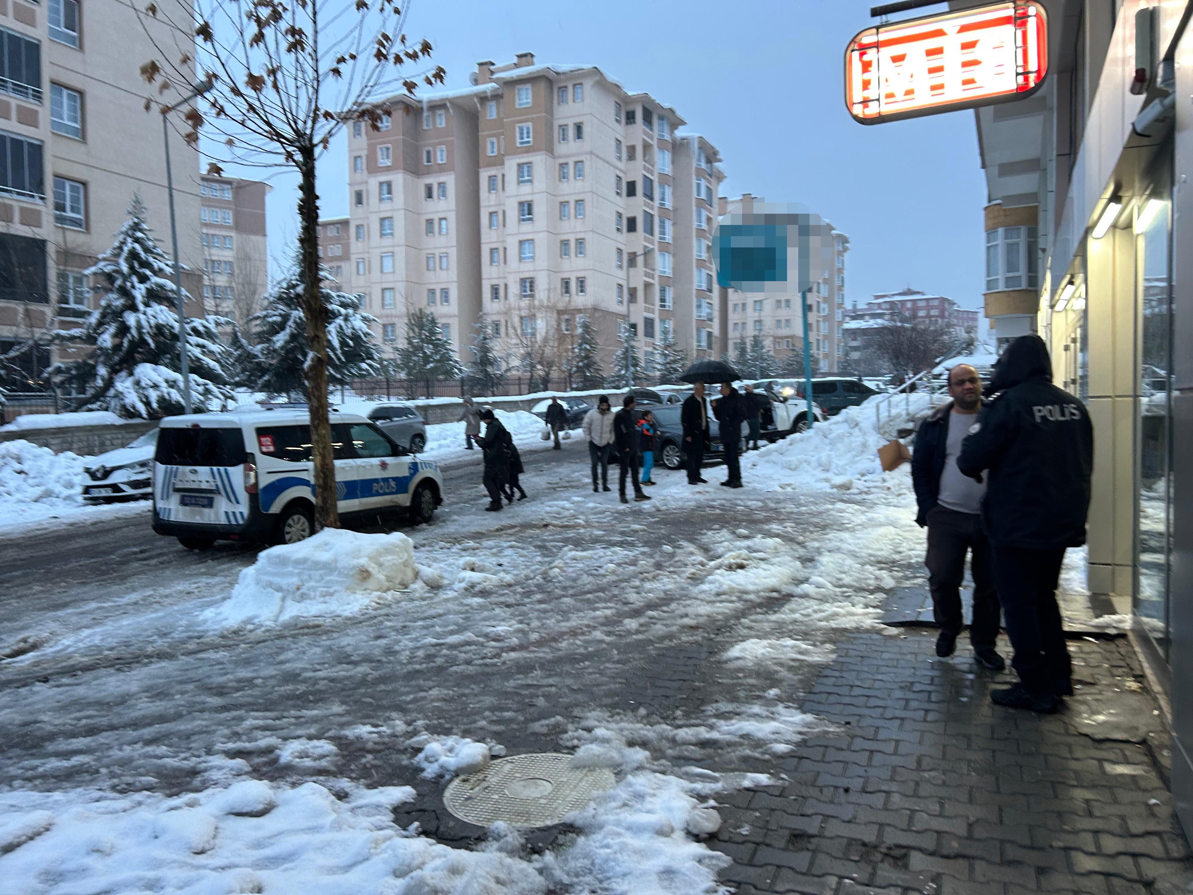 Facia Anı! Çözülen Kar Kütlesi 55 Yaşındaki Kadını Hayattan Kopardı (5)