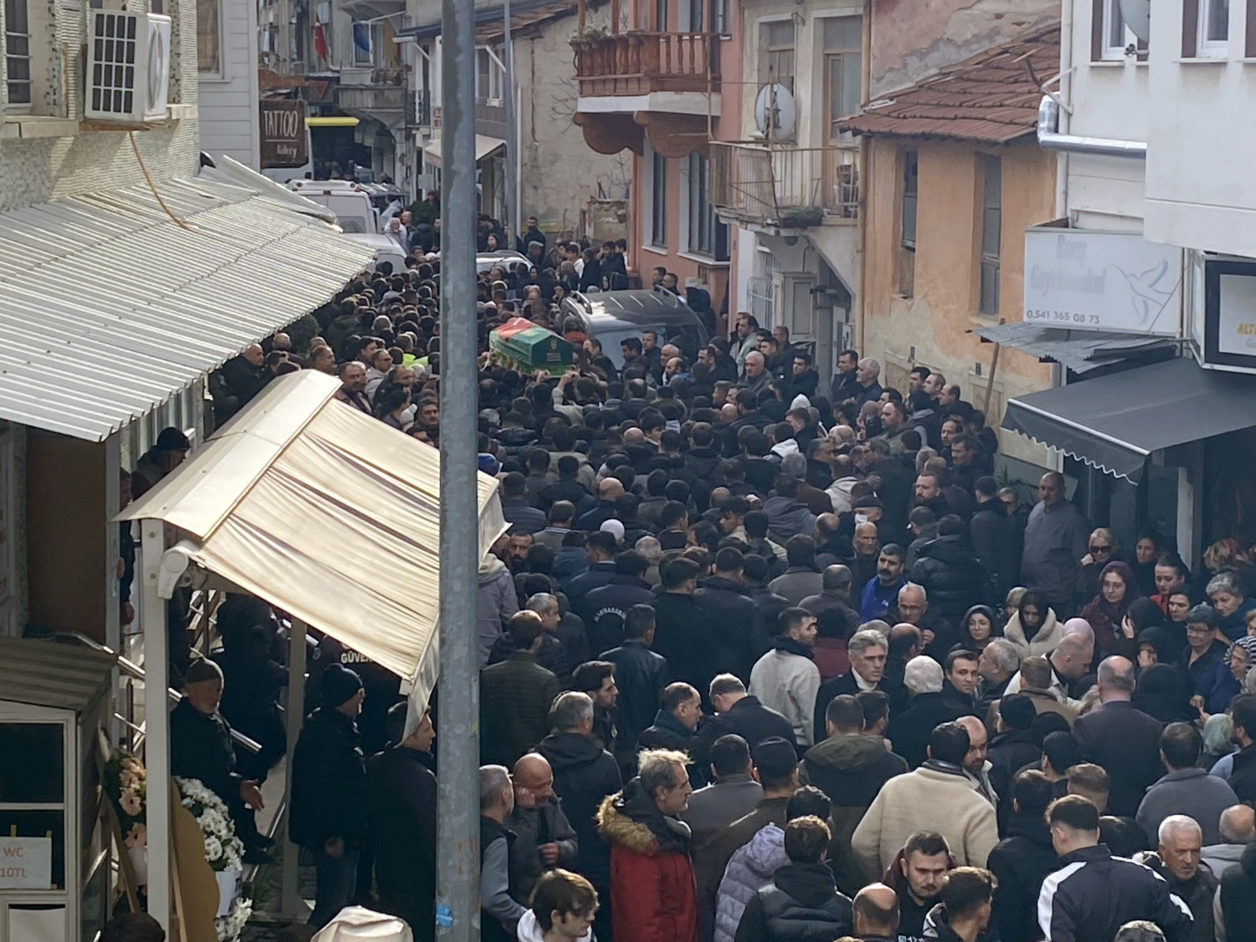 Fedakarlığın Bedeli Canı Oldu Kahraman Efe’ye Gözyaşlarıyla Veda (4)