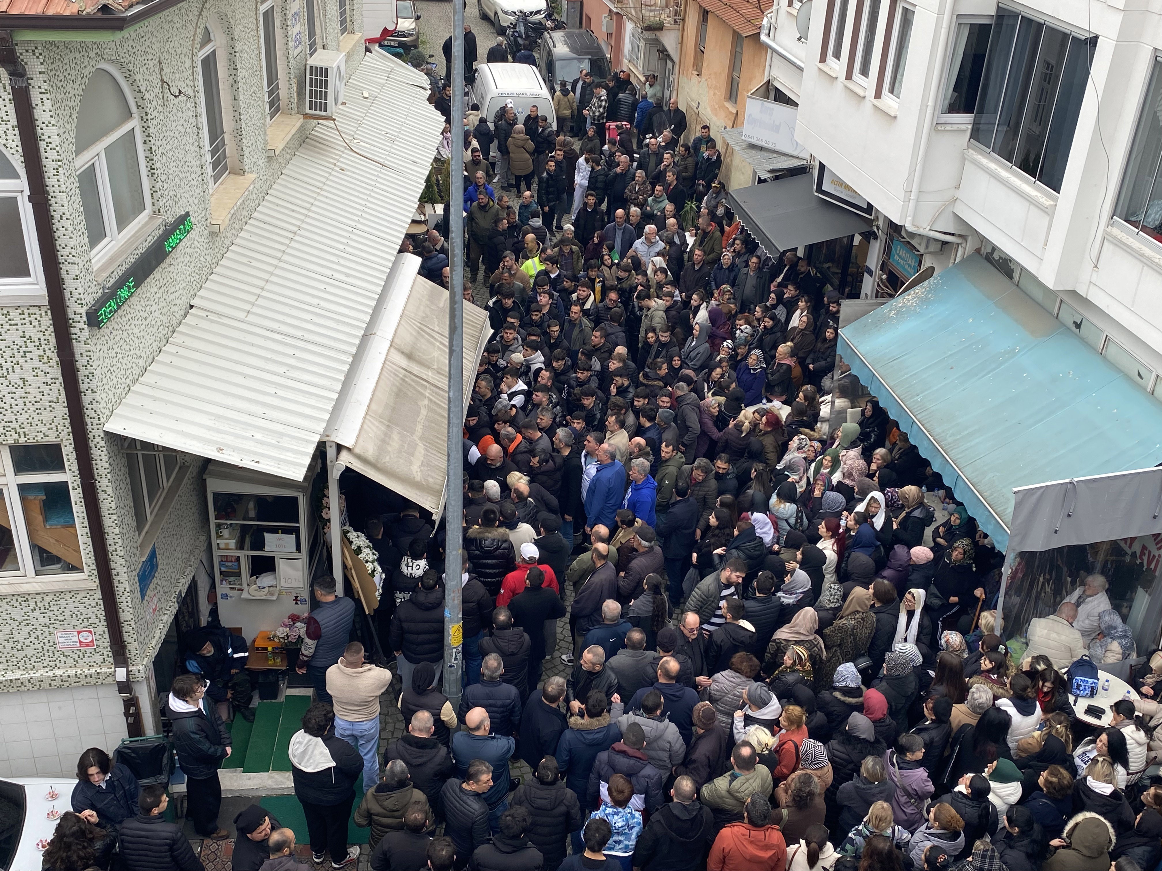 Fedakarlığın Bedeli Canı Oldu Kahraman Efe’ye Gözyaşlarıyla Veda (7)