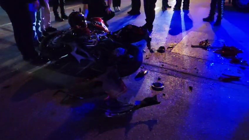 Fenomen Motosikletçinin Acı Sonu! Kaskını Sevgilisine Verdi, Korkunç Kazada Öldü (12)