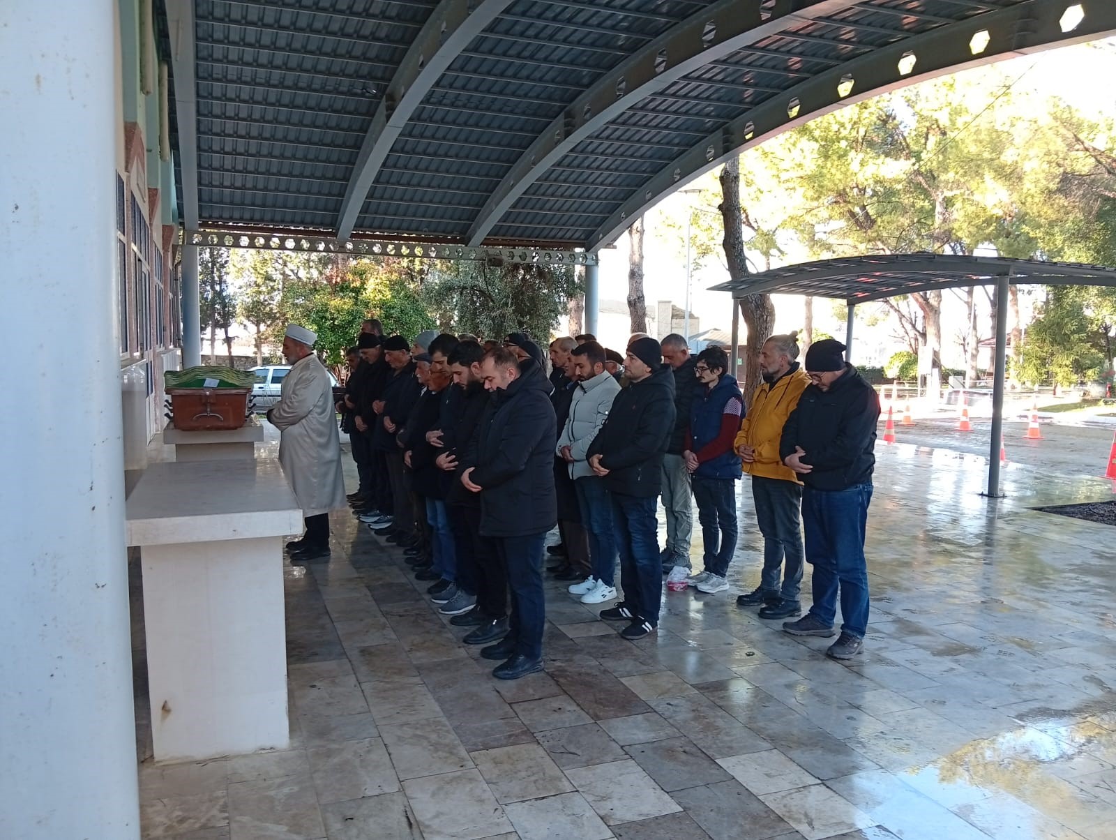 Fırtına Bir Can Daha Aldı Şehit Kardeşi Kontrol Için Çatıya Çıktı, Hayatını Kaybetti (3)