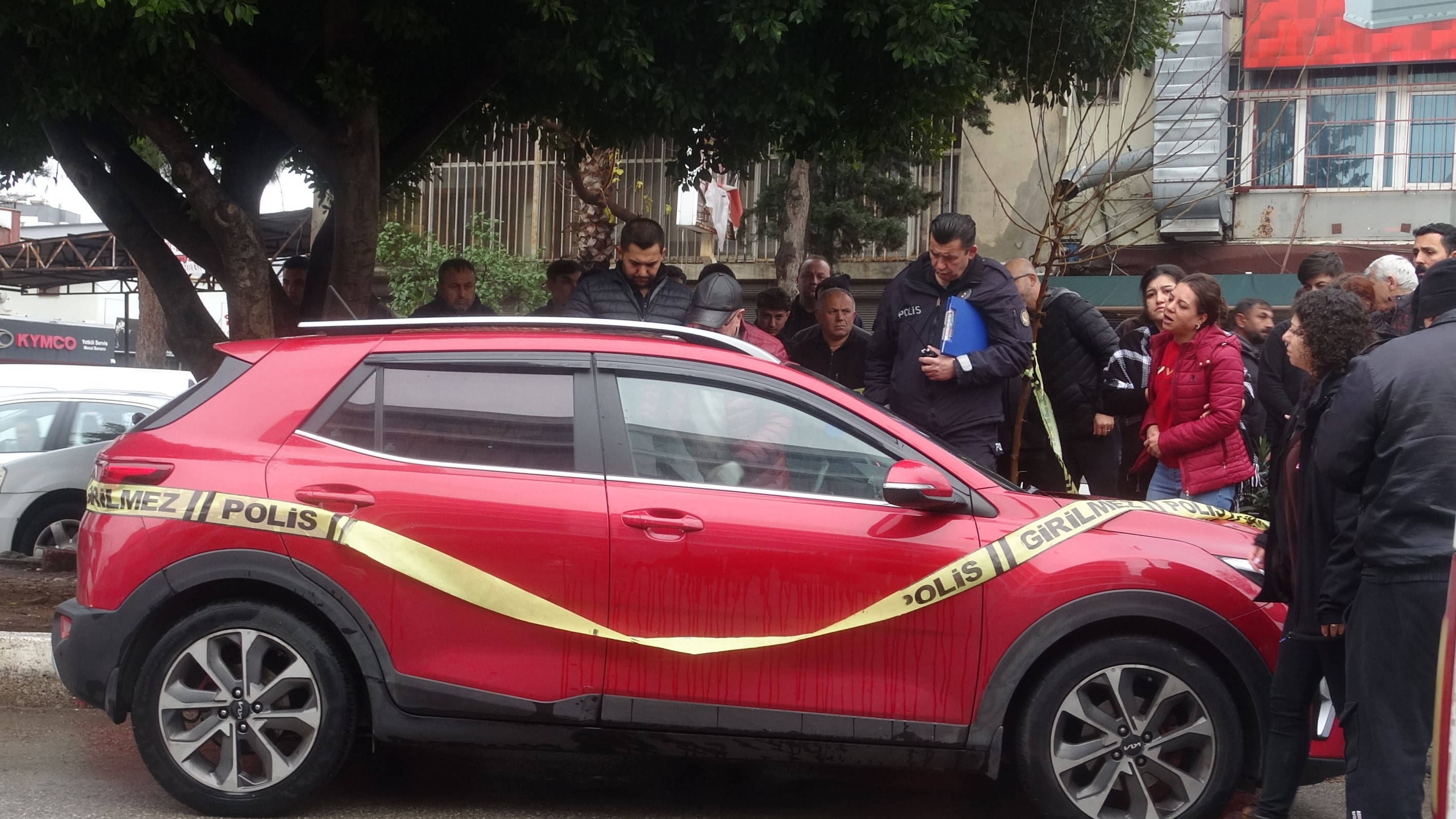 Gaz Sesi Şüphe Uyandırdı, Acı Gerçek Ortaya Çıktı! Eşinin Feryadı Sanayide Yankılandı (4)