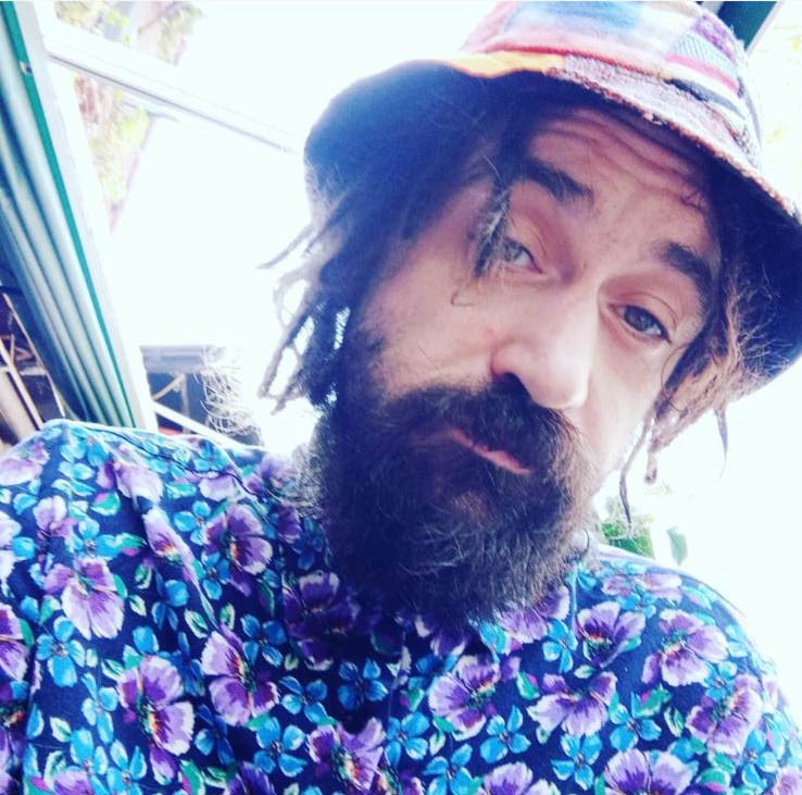 Gece Alkol Aldılar, Öğlen Ölüm Ortaya Çıktı! Yabancı Uyruklu Adamın Şüpheli Ölümü Polisi Harekete Geçirdi (1)-1