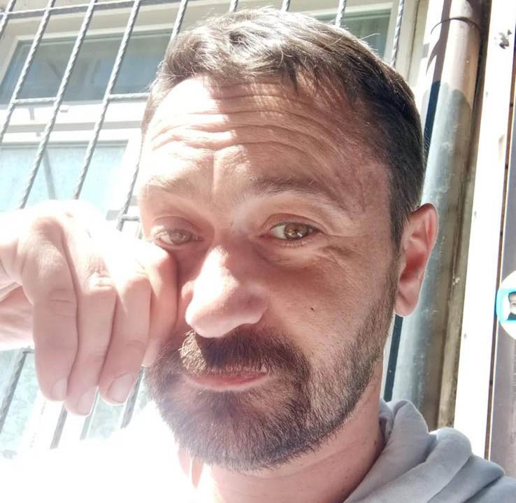 Gece Alkol Aldılar, Öğlen Ölüm Ortaya Çıktı! Yabancı Uyruklu Adamın Şüpheli Ölümü Polisi Harekete Geçirdi (2)