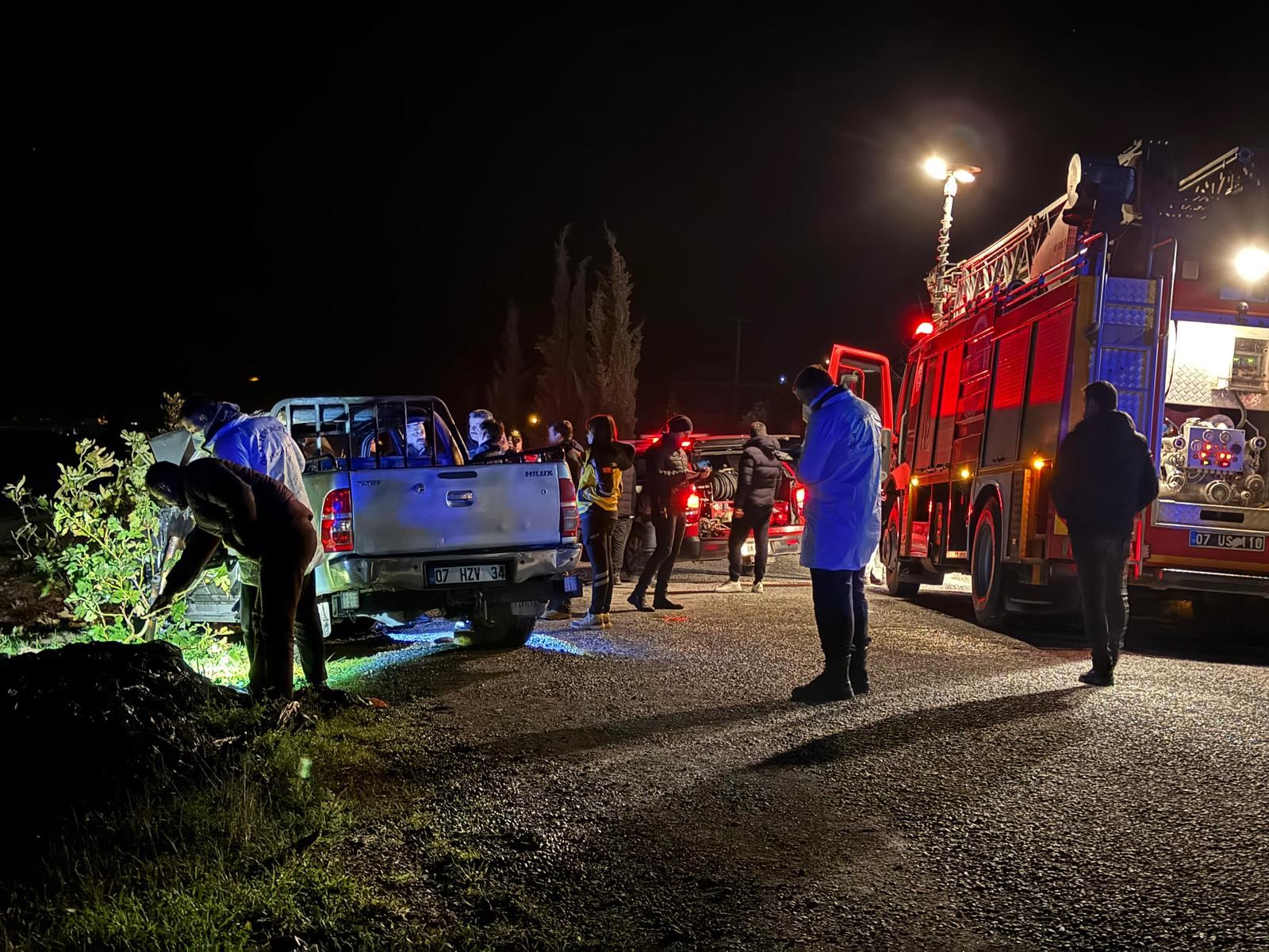 Gece Yarısı Dehşet! Araç Içinde Yanarak Can Verdi (7)