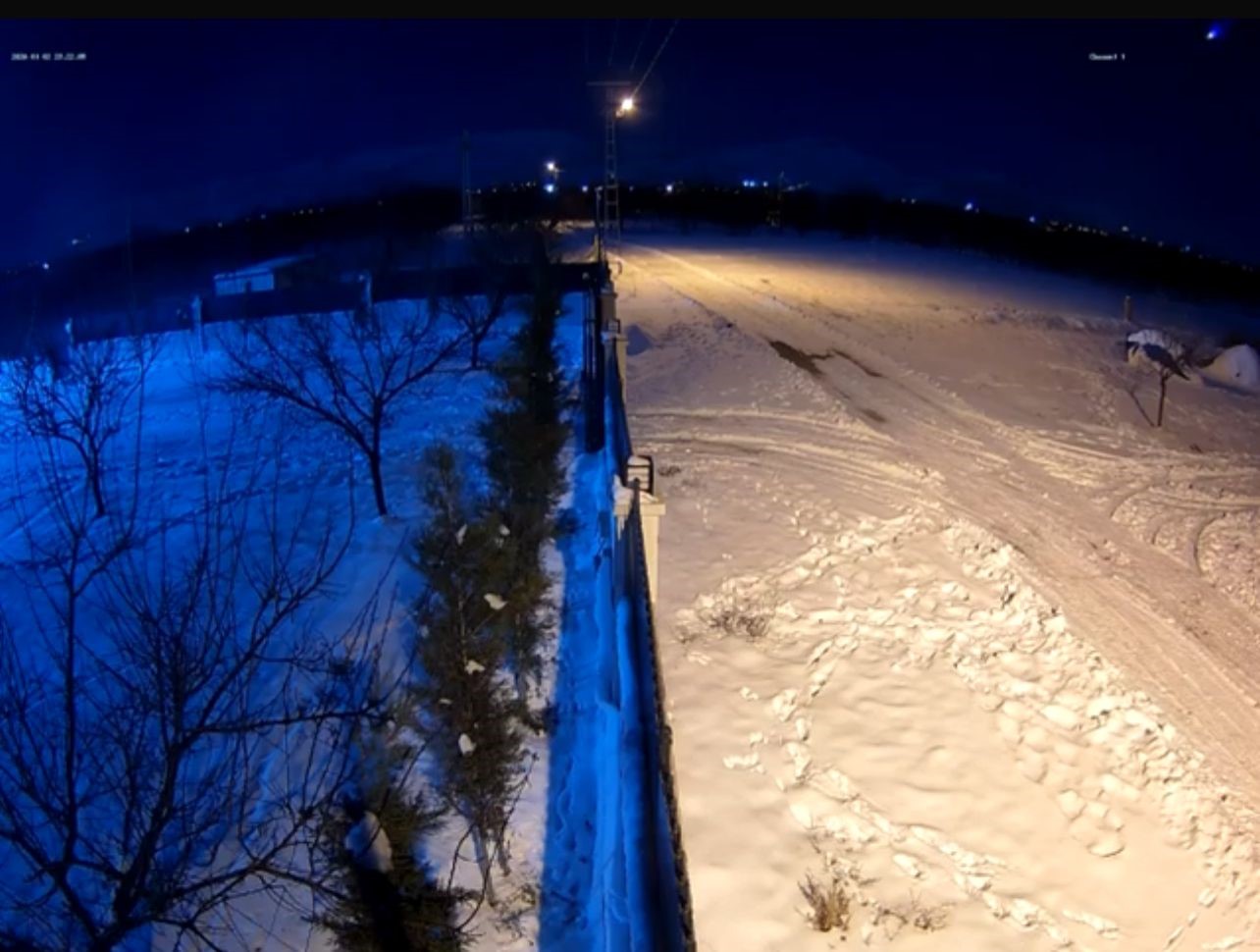 Gökyüzü Bir Anda Aydınlandı Atmosferde Yanan Meteor Böyle Görüntülendi (2)