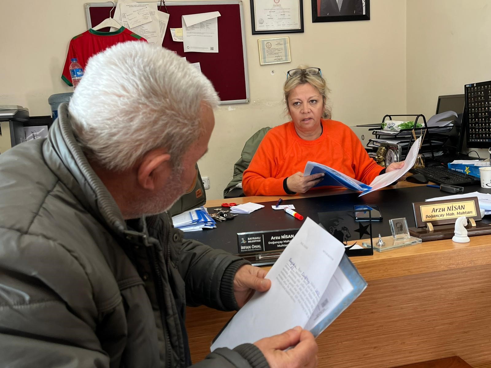 Gözyaşıyla Başladı, Hizmetle Büyüdü Babasının Vefatından 4 Dakika Önce Verilen Sözle Muhtar Oldu (4)