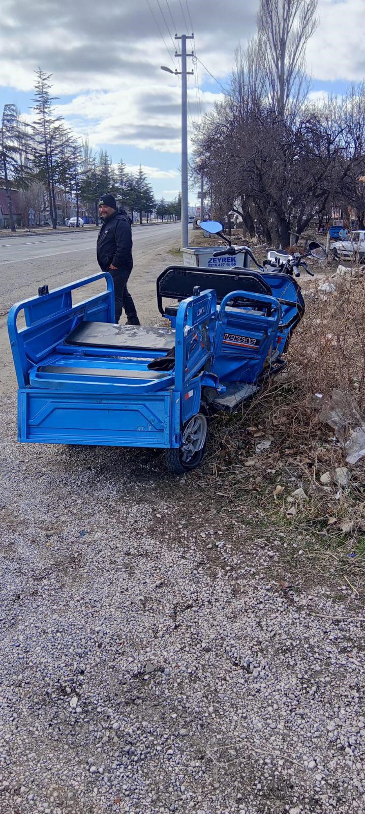 Güvenlik Kameralarına Yansıyan Facia Anne Öldü, 12 Yaşındaki Oğlu Ağır Yaralı (2)